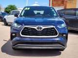 Used 2023 Toyota Highlander LE image 2