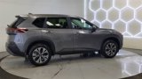 Used 2023 Nissan Rogue SV image 4