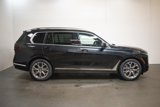 New 2025 BMW X7 xDrive40i image 3