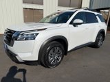 New 2025 Nissan Pathfinder SV w/ SV Premium Package image 2