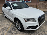 Used 2017 Audi Q5 2.0T Premium Plus w/ Technology Package image 3
