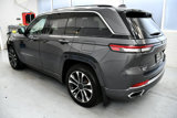 Used 2022 Jeep Grand Cherokee Overland w/ Luxury Tech Group IV image 3
