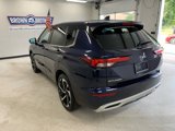 Used 2022 Mitsubishi Outlander SE image 4
