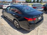 Used 2019 Nissan Altima 2.5 SV image 3