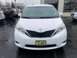 Used 2014 Toyota Sienna LE image 2
