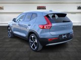 Used 2021 Volvo XC40 T5 Momentum image 6