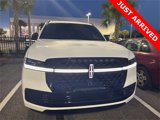 Used 2025 Lincoln Navigator Reserve w/ Jet Appearance Package image 2