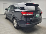 Used 2017 Kia Sorento LX image 5