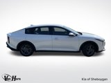 New 2025 Kia K4 LXS image 3