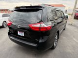 Used 2018 Toyota Sienna XLE w/ XLE Navigation Package image 5