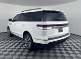 Used 2023 Lincoln Navigator Reserve image 6