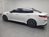 Used 2020 Kia Optima SE image 3