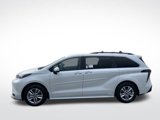 New 2025 Toyota Sienna XLE image 2