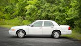 Used 2010 Ford Crown Victoria Police Interceptor image 4