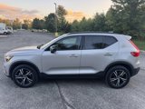 Used 2024 Volvo XC40 B5 Core image 4