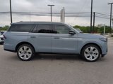 New 2025 Lincoln Navigator Reserve image 2