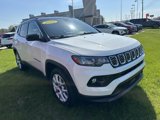 Used 2025 Jeep Compass Limited image 4