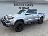 Used 2020 Toyota Tacoma TRD Off-Road image 2