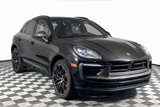 Certified 2025 Porsche Macan Turbo image 4