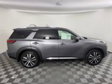 New 2025 Nissan Pathfinder Platinum image 6