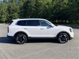 New 2025 Kia Telluride S image 2