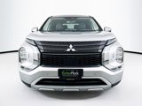Used 2024 Mitsubishi Outlander SE Black Edition image 2