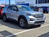 Certified 2023 Ford Explorer XLT w/ Equipment Group 202A image 3