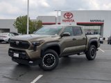 Certified 2025 Toyota Tacoma TRD Off-Road image 2