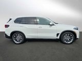 New 2026 BMW X5 xDrive50e image 2