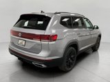 New 2025 Volkswagen Atlas SE image 3