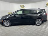 New 2025 Chrysler Pacifica Select image 5