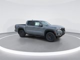New 2025 Nissan Frontier PRO-4X image 2