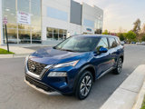 Used 2023 Nissan Rogue SV image 2