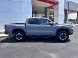 Used 2024 Nissan Frontier PRO-4X w/ Off-Road Protection Package image 2
