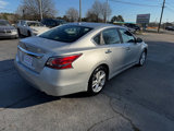 Used 2015 Nissan Altima 2.5 SL w/ Technology Package image 4
