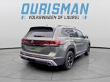 New 2025 Volkswagen Atlas Peak Edition SE image 3