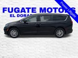 New 2026 Chrysler Pacifica Select image 2