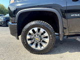 Used 2022 Chevrolet Silverado 2500 Custom w/ Custom Value Package image 4