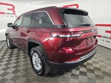 New 2025 Jeep Grand Cherokee Laredo w/ Luxury Tech Group I image 5