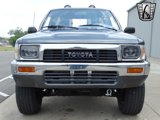 Used 1990 Toyota Pickup Deluxe image 2