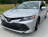 Used 2018 Toyota Camry SE image 2