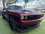 Used 2019 Dodge Challenger SXT image 3