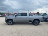 New 2025 GMC Sierra 2500 Denali Ultimate image 3