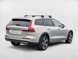 Used 2023 Volvo V60 B5 Cross Country Plus image 5