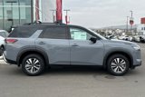 New 2025 Nissan Pathfinder SL image 3