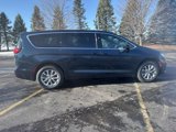 New 2025 Chrysler Pacifica Select image 6