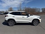 Used 2023 Kia Seltos SX w/ SX Sunroof Package image 6