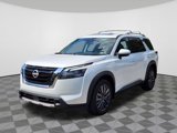 New 2025 Nissan Pathfinder SL w/ SL Premium Package image 2