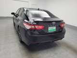 Used 2020 Toyota Camry SE image 6