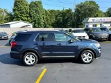 Used 2016 Ford Explorer XLT w/ Equipment Group 202A image 4